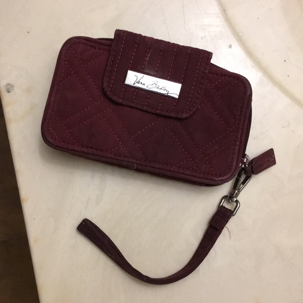 vera bradley burgundy wristlet